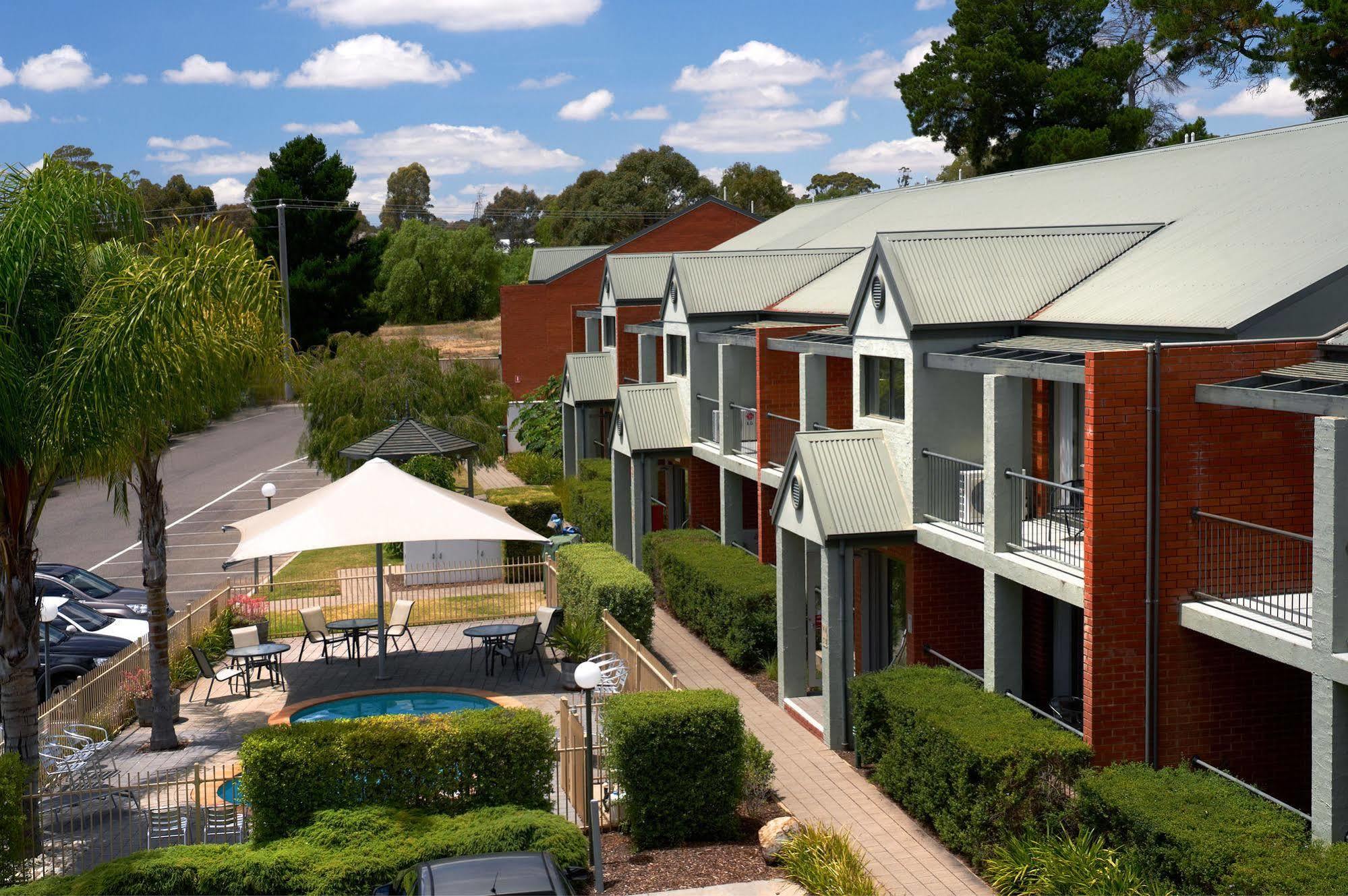 Quest Bendigo Aparthotel Exterior photo